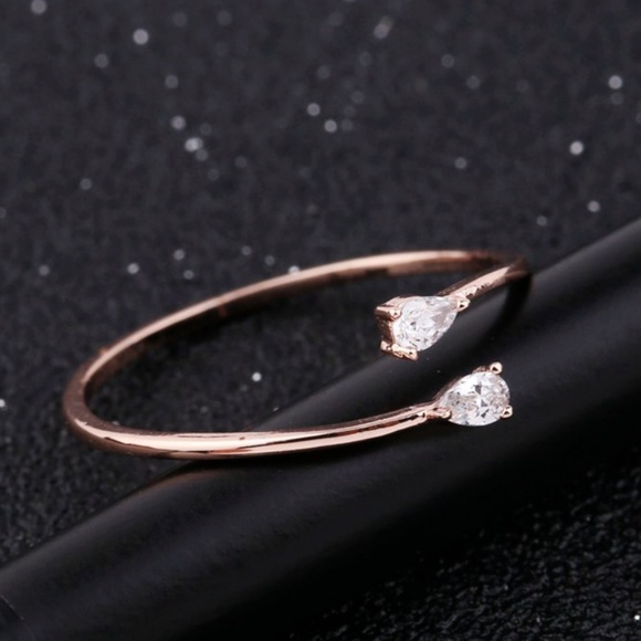 Bou Copper Cubic Zirconia resizable Ring! -- New! - Picture 3 of 7